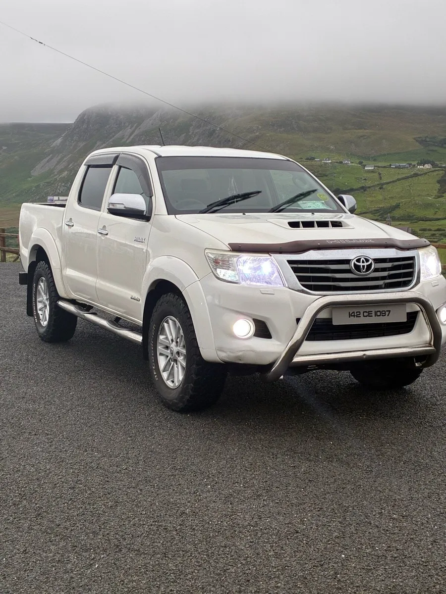 Toyota hilux - Image 1