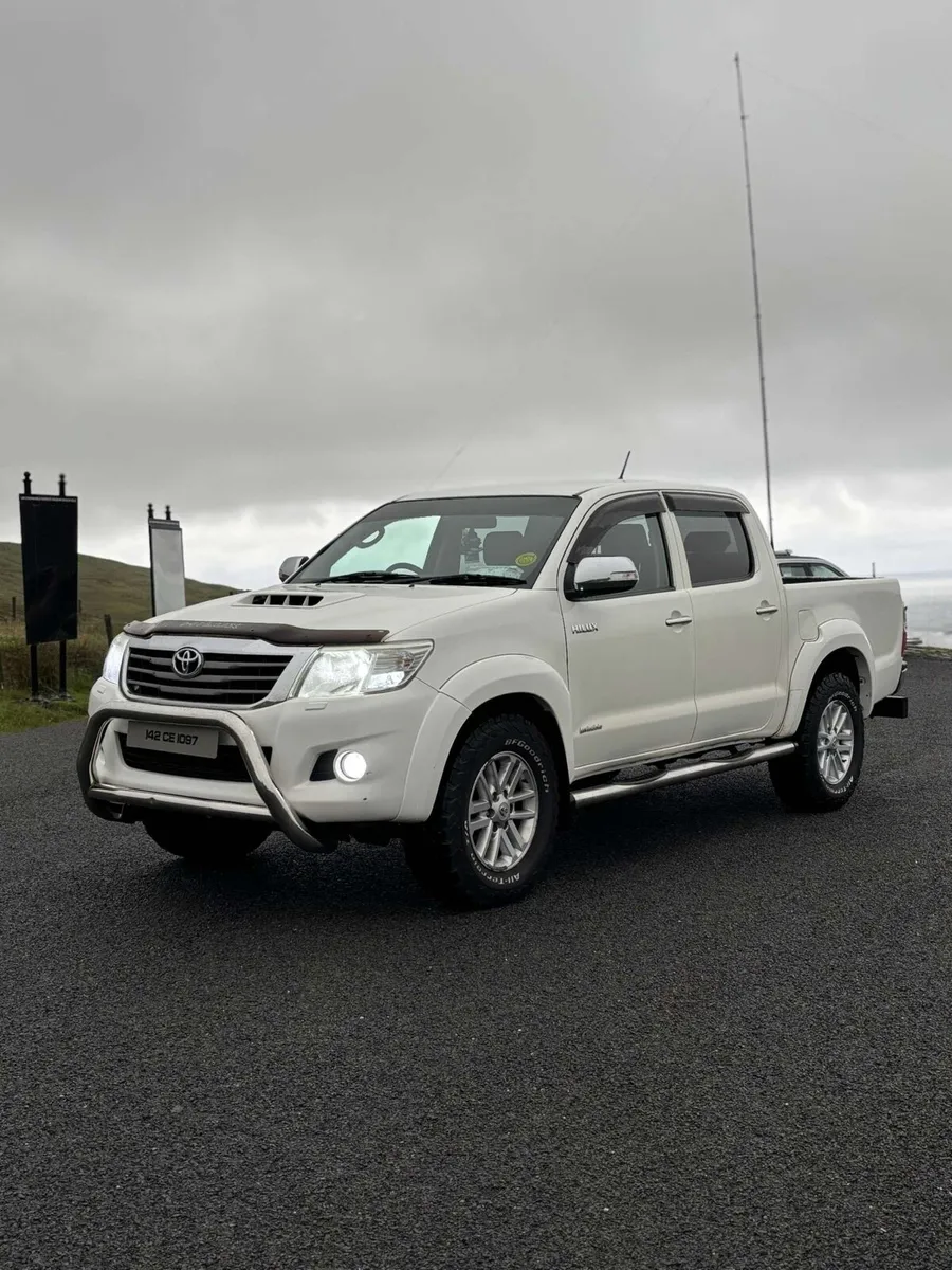 Toyota hilux - Image 2