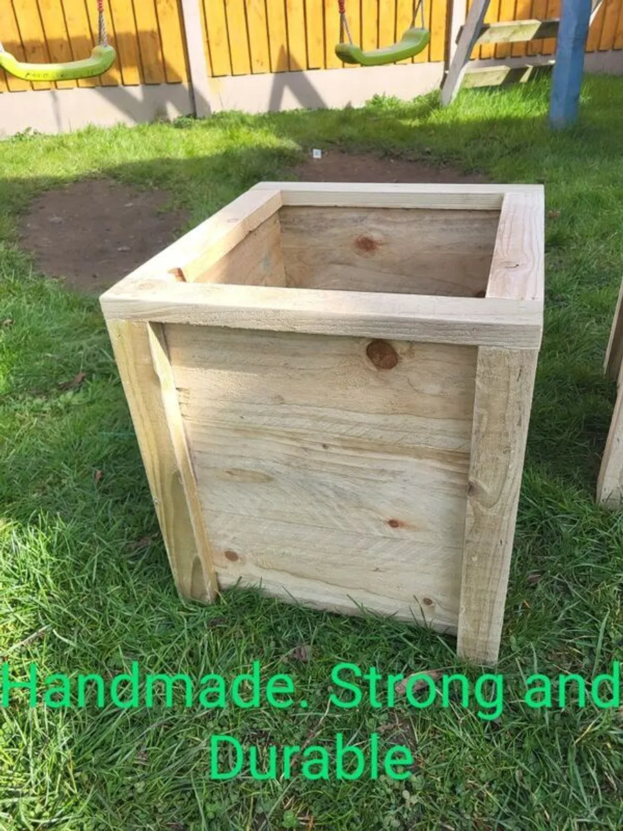 Small wooden Planters flower planter raised planter vegetable planter Fully Lined Ready to Plant - Image 2