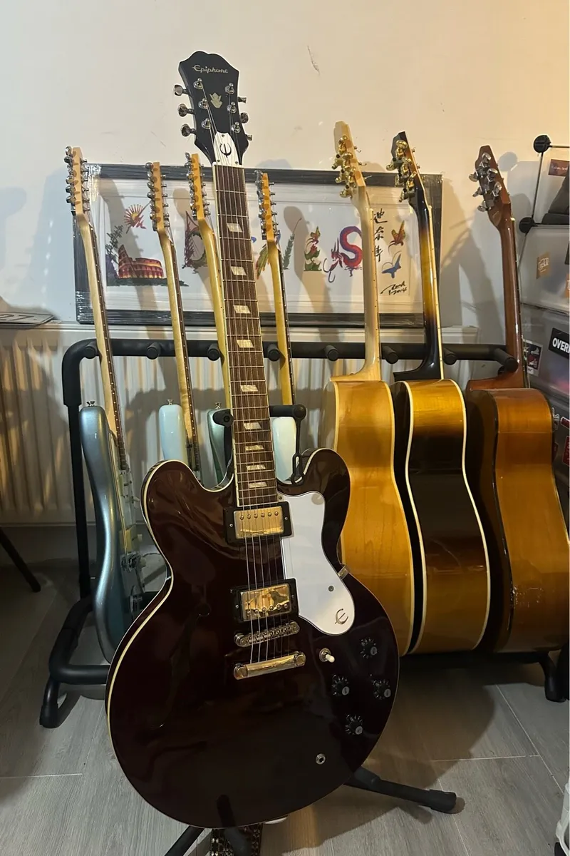 Epiphone Noel Gallagher Riviera - Image 1