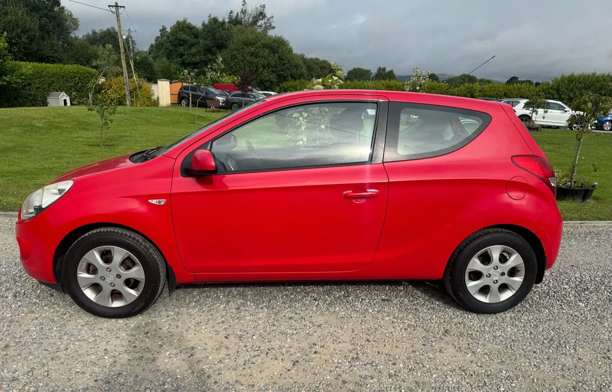 Hyundai i20 - Image 3