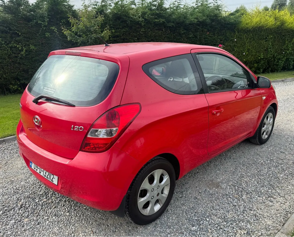 Hyundai i20 - Image 4