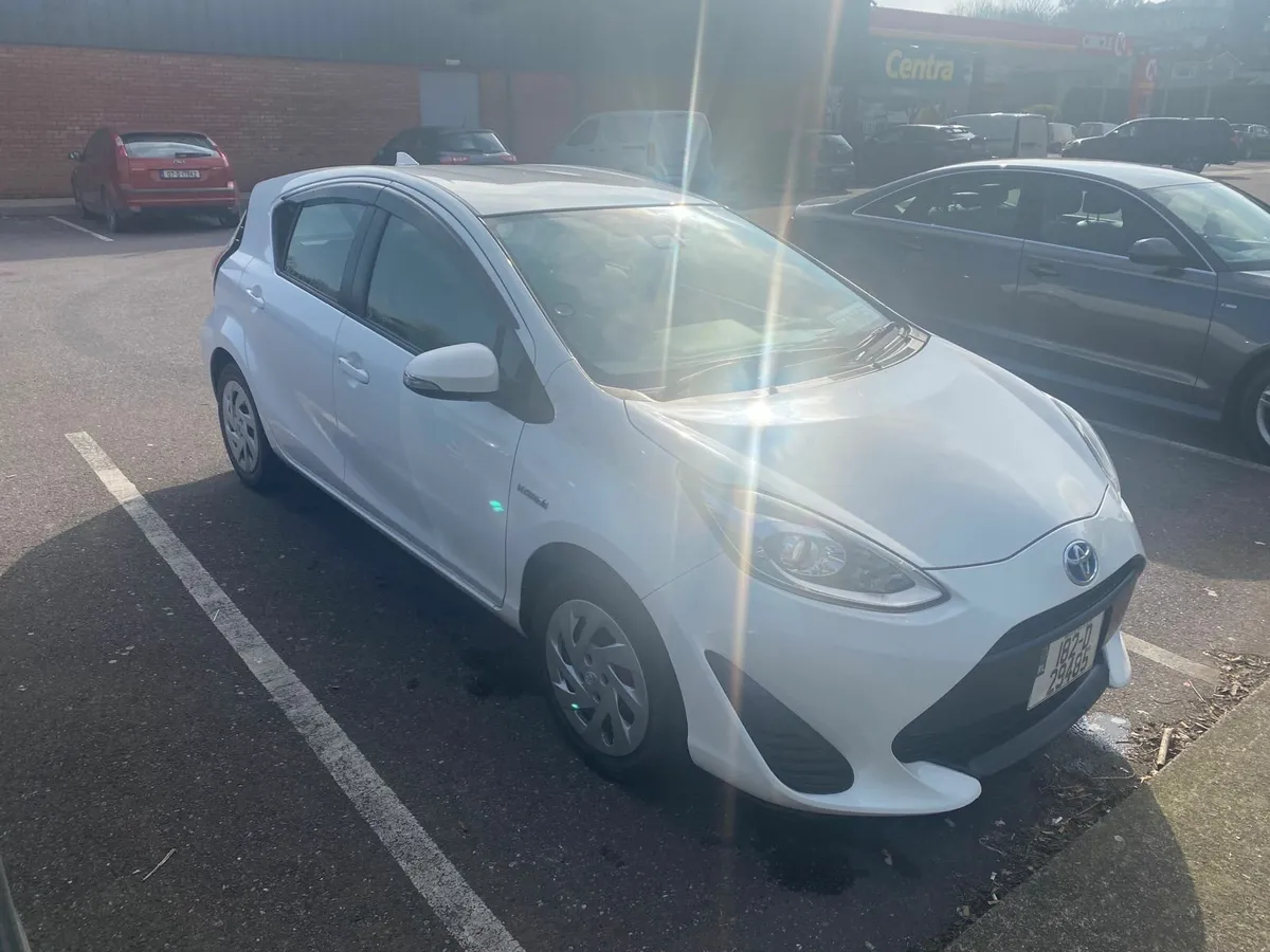 Toyota Aqua 2018 Automatic White Low Milage - Image 3