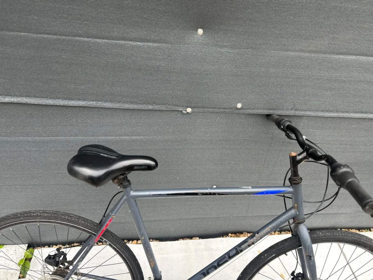 Insync hybrid bike ❗️Open 7 days ❗️ - Image 3