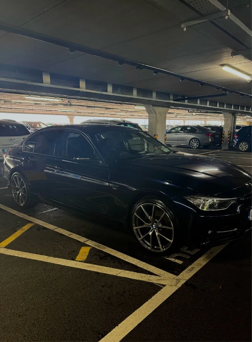 BMW 3-Series 2013 - Image 1