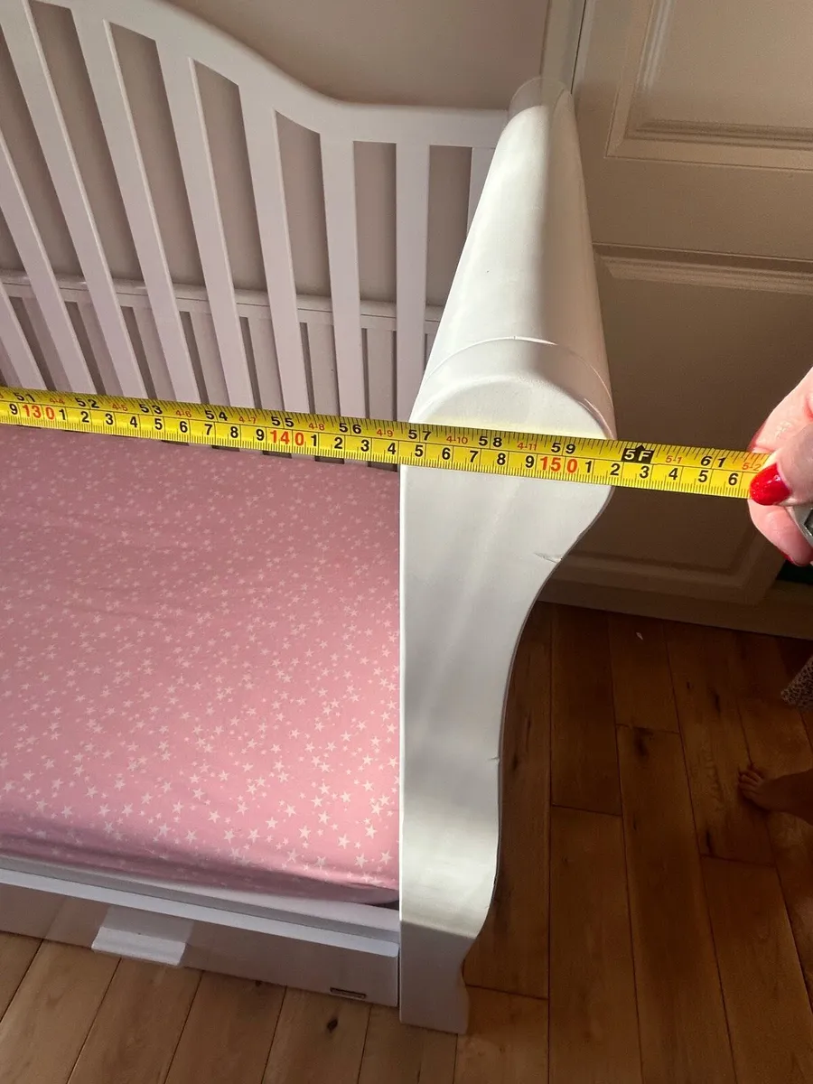 Baby Crib - Converts to Toddler Bed - Image 4