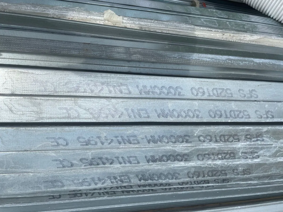 Building supplies - Image 3