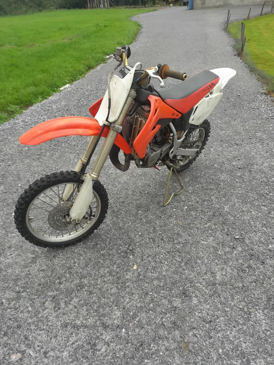 Motorbike - Image 3