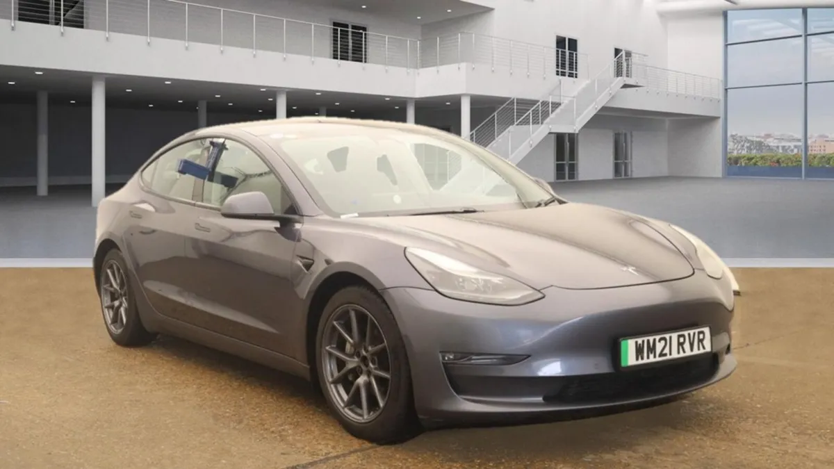 Tesla Model 3 2021 - Image 1