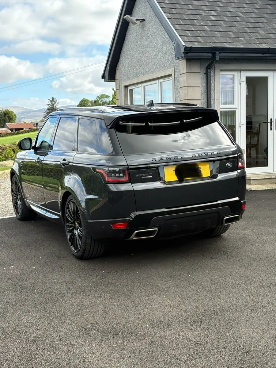 2019 Range Rover sport HSE dynamic - Image 1