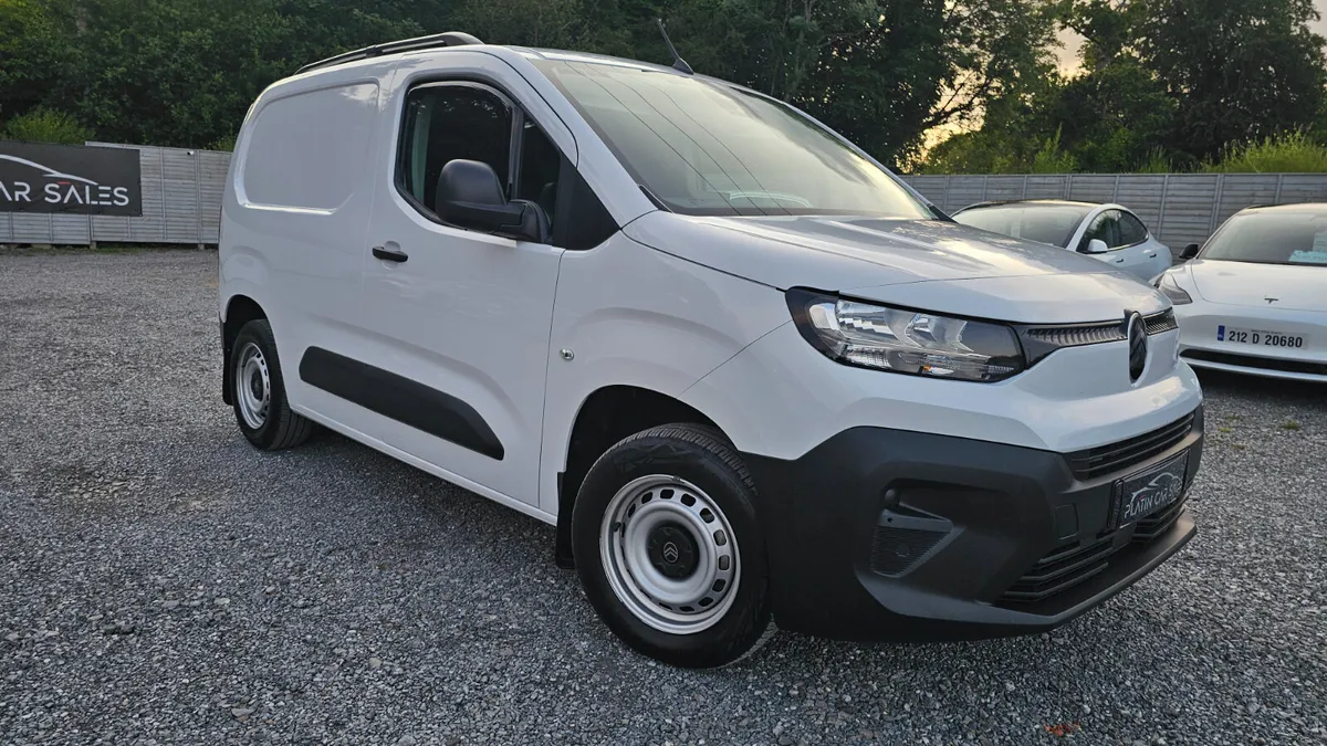 🔥 2025 Citroen Berlingo 1,5 Diesel Manual - Image 2