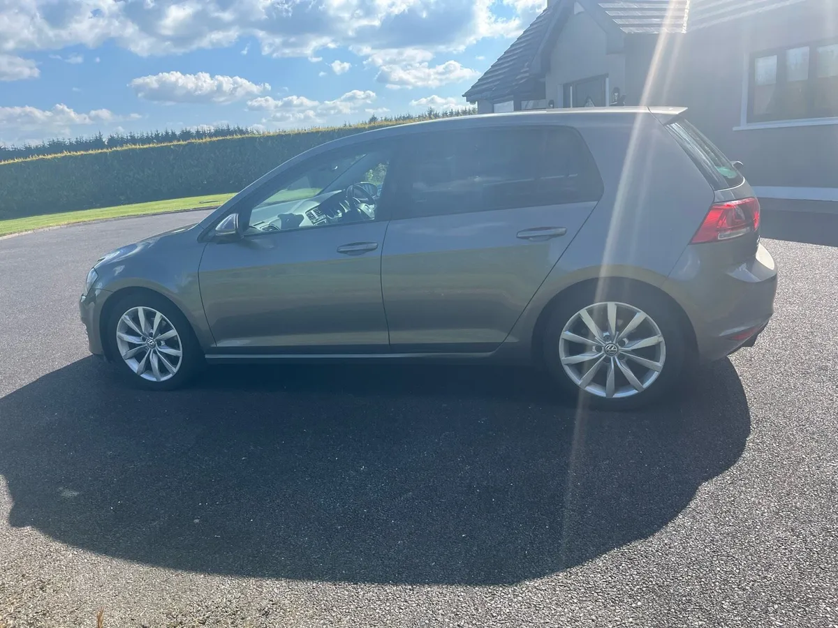 2016 Golf - Image 3