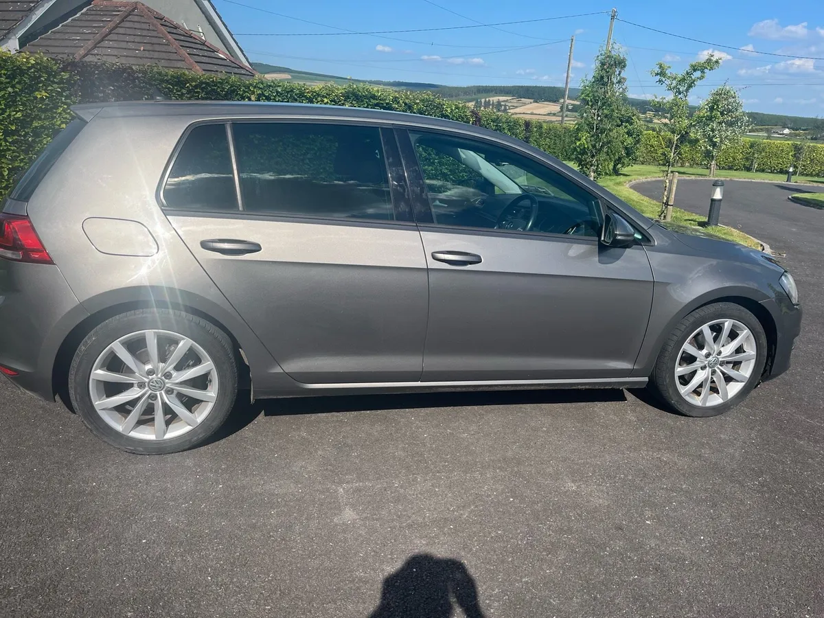 2016 Golf - Image 4