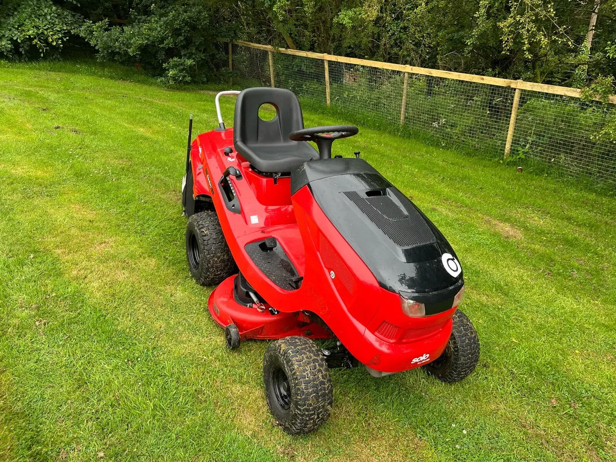 SOLO BY AL-KO T16-103.7 HD V2 RIDE ON LAWNMOWER - Image 2