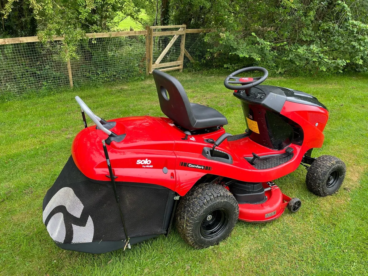 SOLO BY AL-KO T16-103.7 HD V2 RIDE ON LAWNMOWER - Image 3