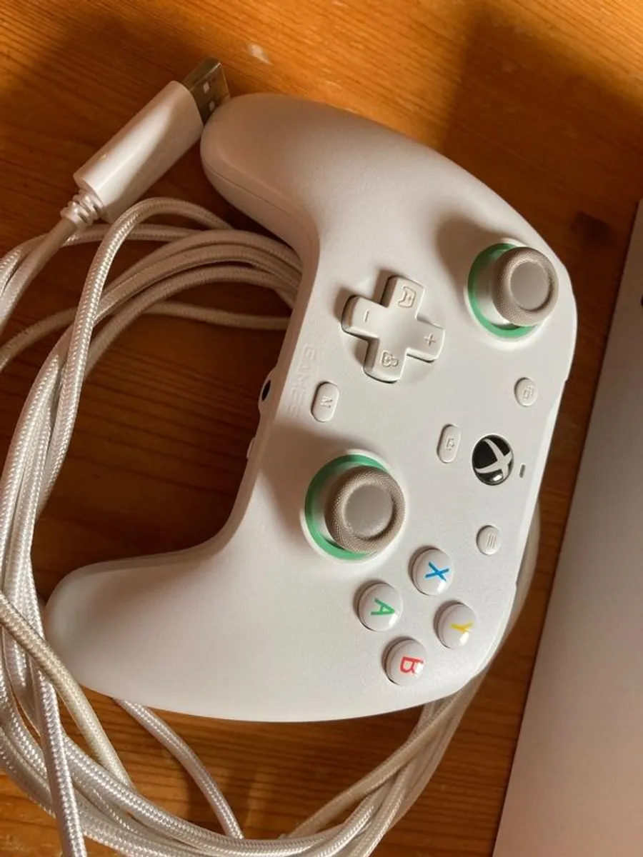 xbox series s with gamesir G7 controller - Image 2