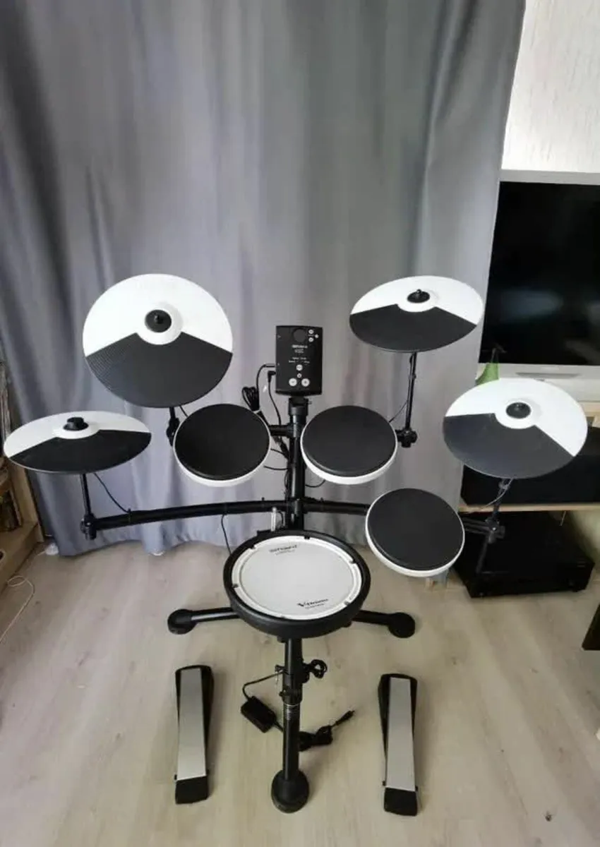 Roland TD-1KV electronic drum kit - Image 1