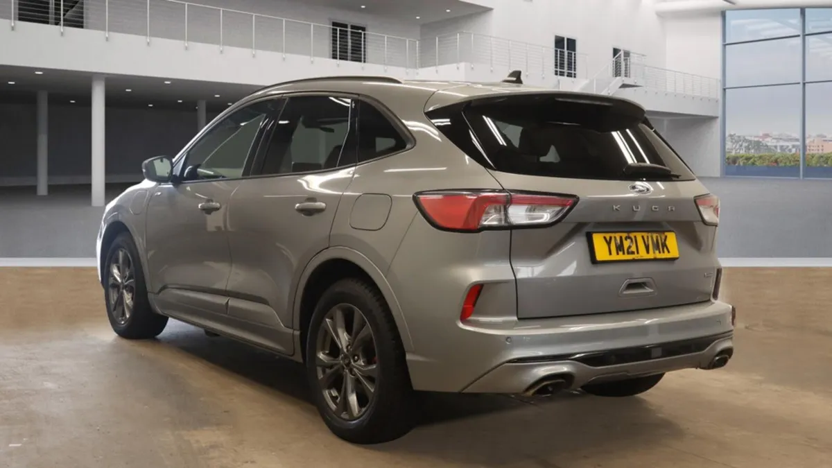Ford Kuga 2021 - Image 3