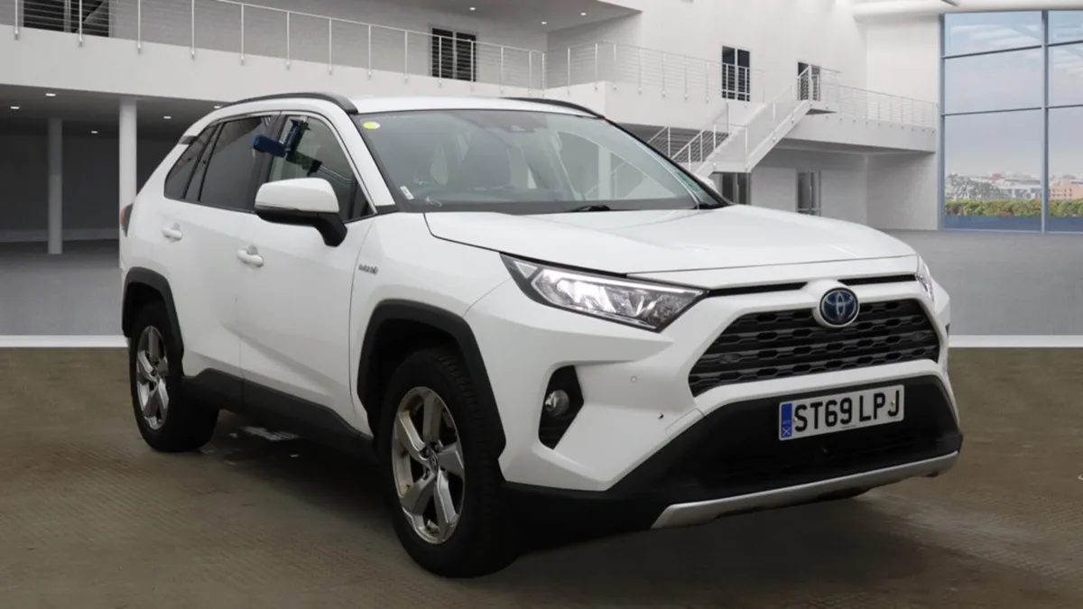 Toyota RAV4 2019 AUTO 4WD - Image 1