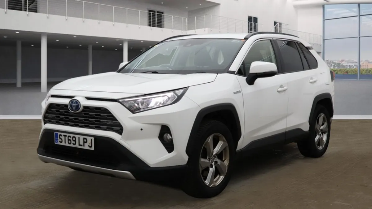 Toyota RAV4 2019 AUTO 4WD - Image 4