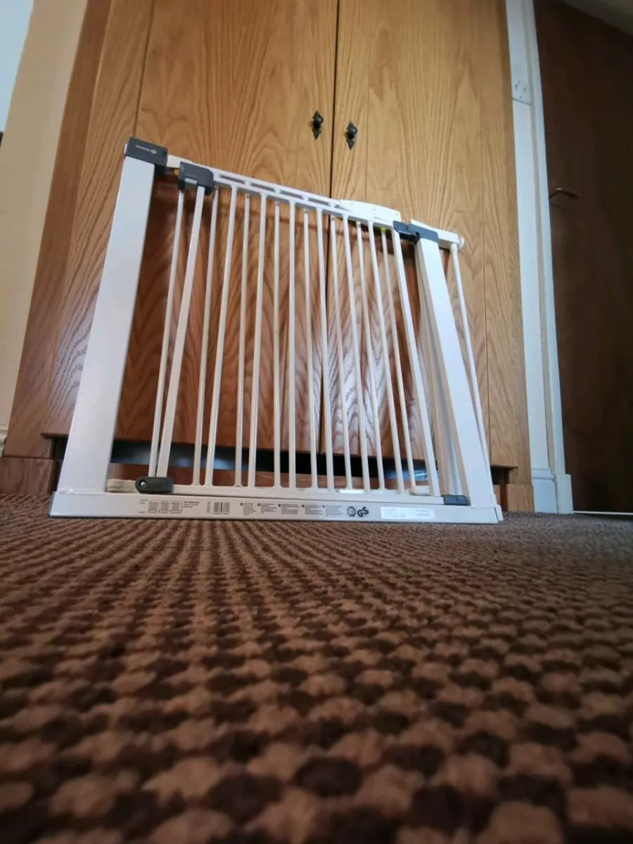 STAIRS GATE - Image 1