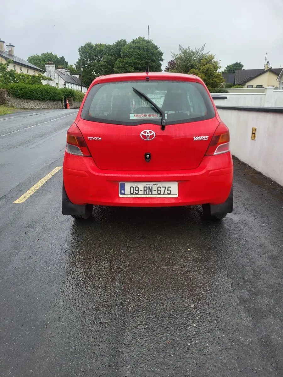 2009 Toyota Yaris 1litre petrol NCT 8/26 230000km - Image 3