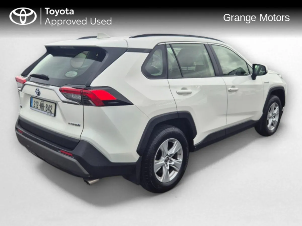 Toyota RAV4 2.5 HYBRID LUNA 2WD - Image 3