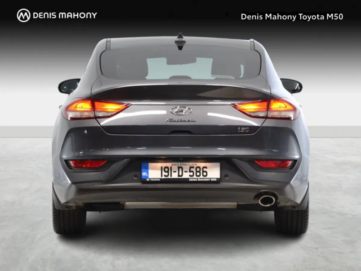 Hyundai i30 Fastback - Image 4