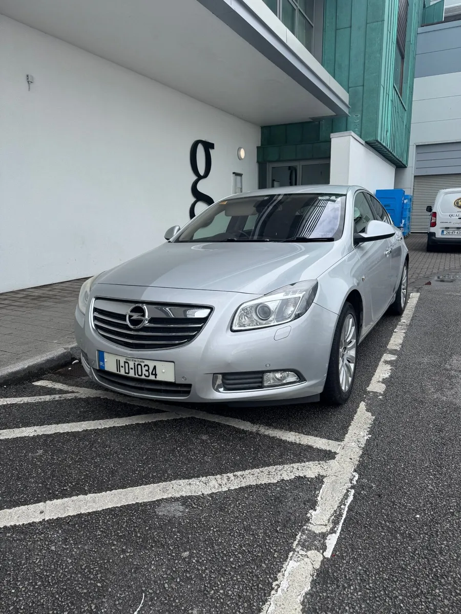 Opel Insignia 2.0 CDTI (160 HP) • 2011 • Top Spec - Image 3