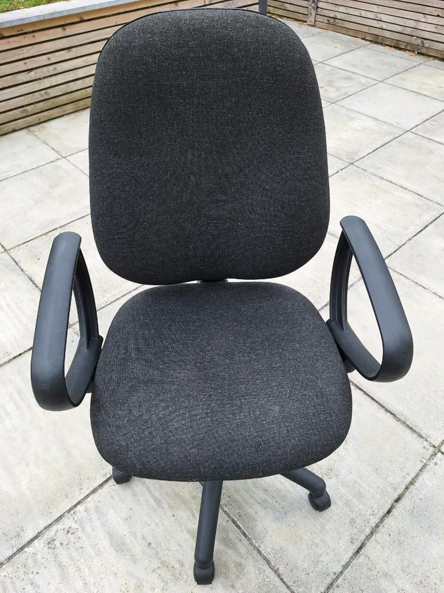 Home office chair - Image 1
