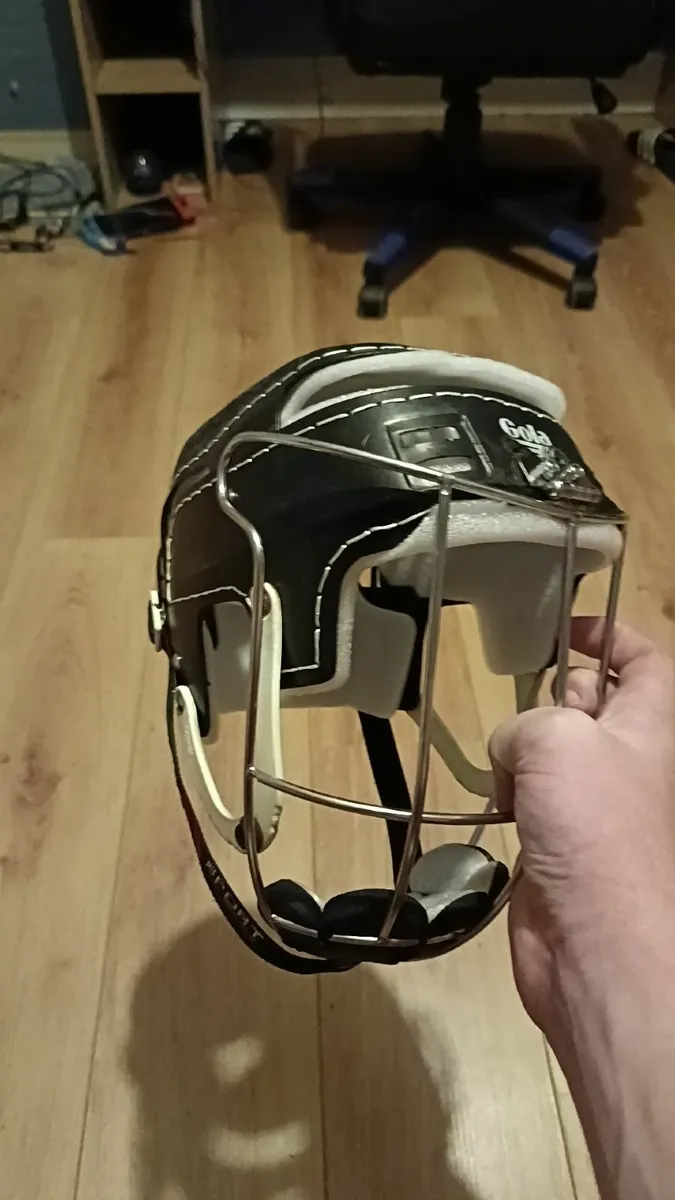 Old style gola Cooper helmet - Image 2