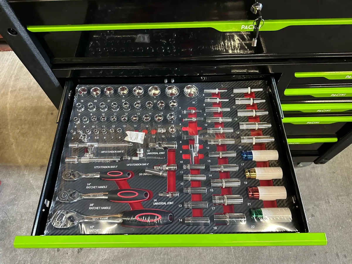 12 DRAWER TOOL BOX COMPLETE WITH TOOLS - Image 2