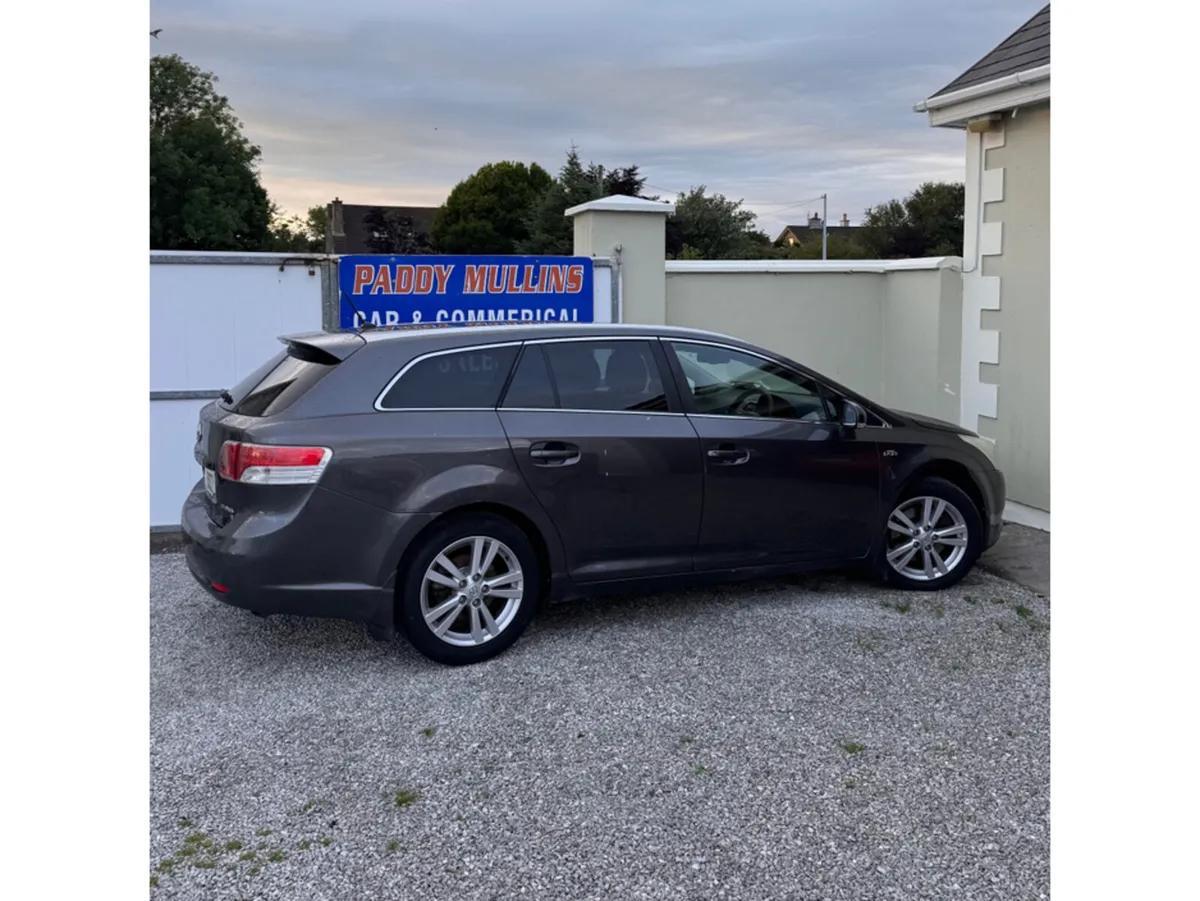 Toyota Avensis 2.2 D-CAT T4 AUTOMATIC - Image 4