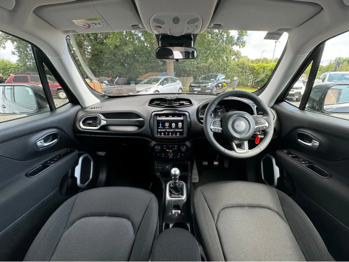 Jeep Renegade *Sold* Longitude GSE TURBO | 1.0 | 1 - Image 2