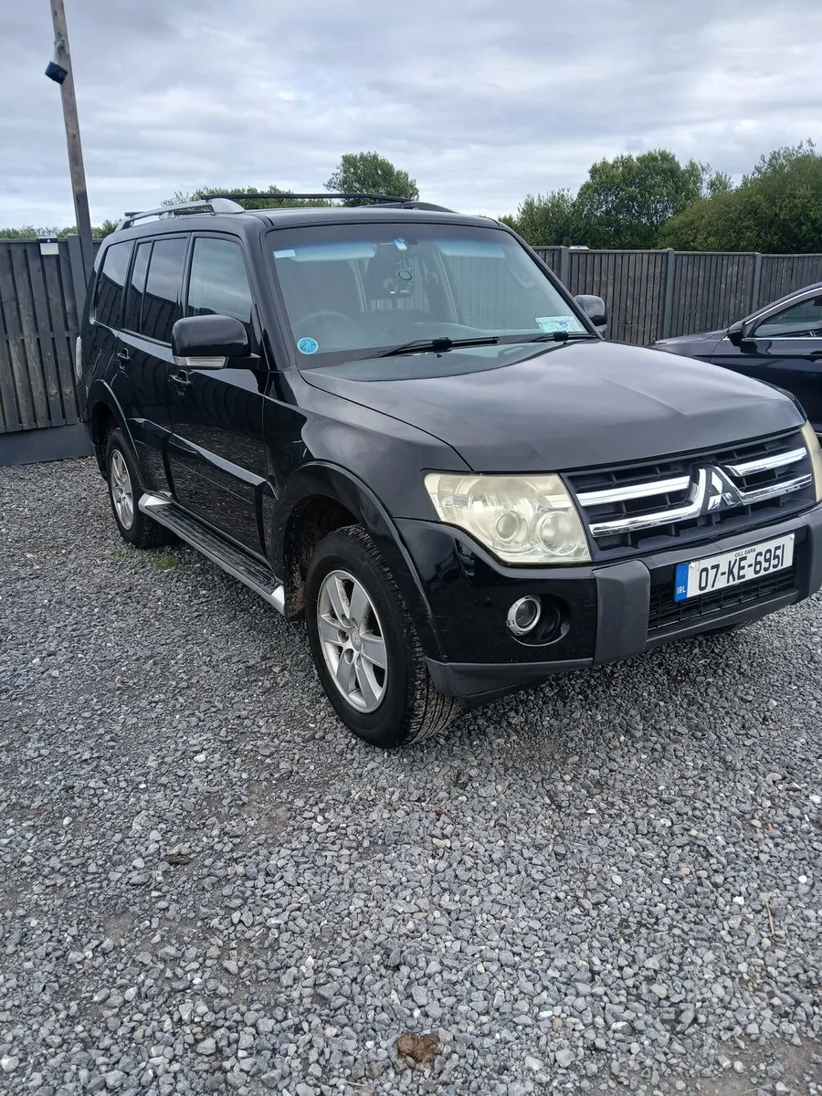Mitsubishi Pajero 2007 - Image 2