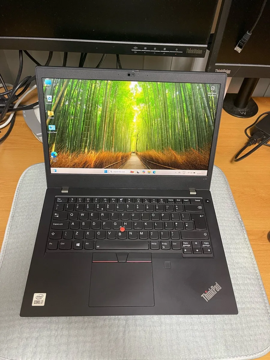 Lenovo i7 pro 16-512 win 11 pro - Image 1