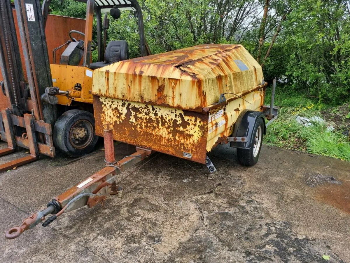 Western 1100 Litre Diesel bowser - Image 1