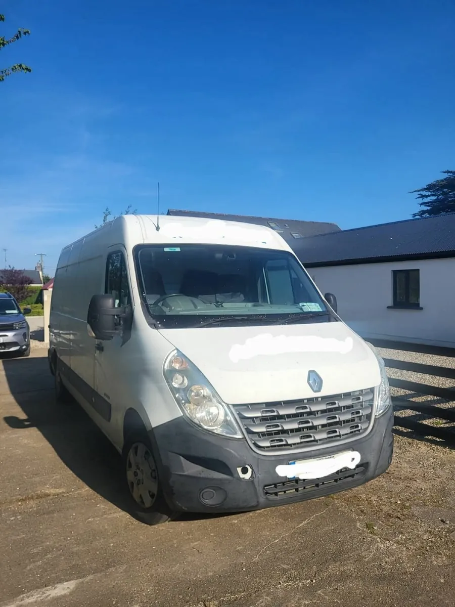 Renault Master 2012 VAN - Image 2