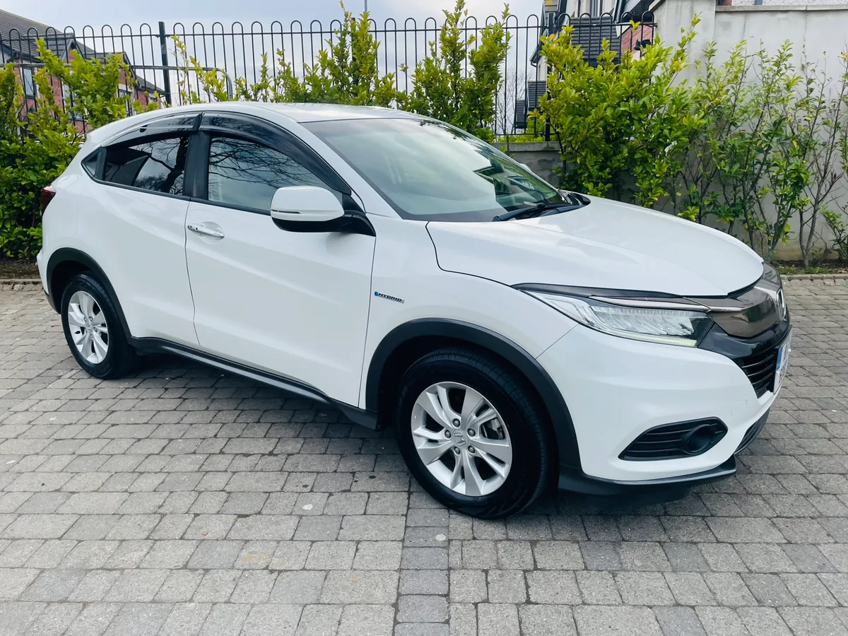 2018 HONDA VEZEL 1.5 HYBIRD AUTOMATIC HIGH SPEC - Image 1