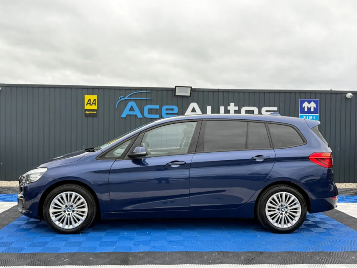 BMW 2-Series SPORT - 2.0L DIESEL - 7 SEATS - AUTO - Image 4