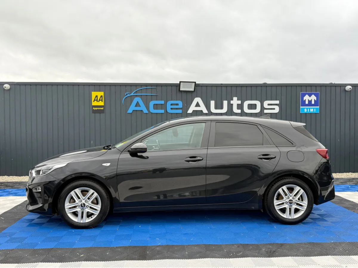 Kia Ceed 2 SEATER COMMERCIAL - 1.6 DIESEL - MANUAL - Image 4