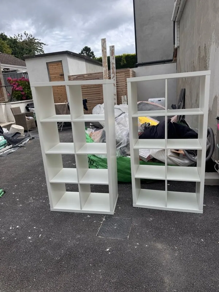 2 Ikea Kallax shelves - Image 1
