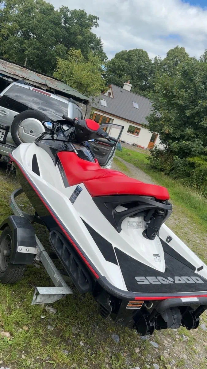2009 GTX WAKE PRO 155 Supercharged - Image 3