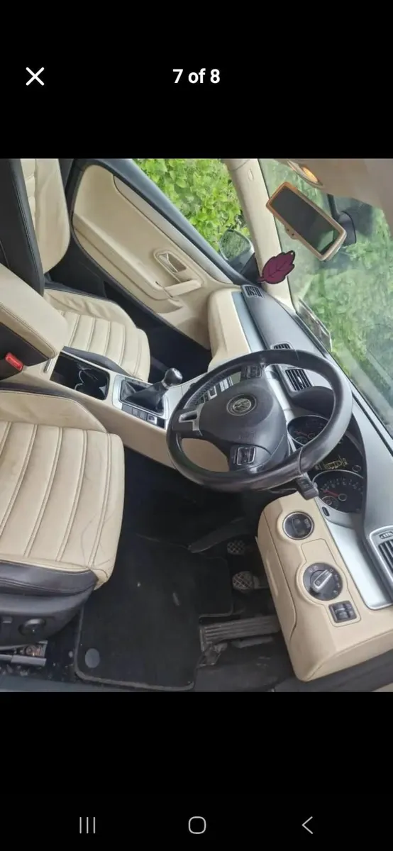 Volkswagen Passat 2011 - Image 3