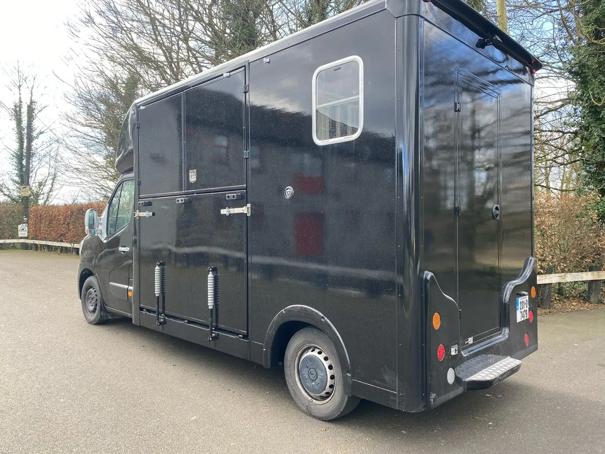 Commercial vehicles painting - Image 4
