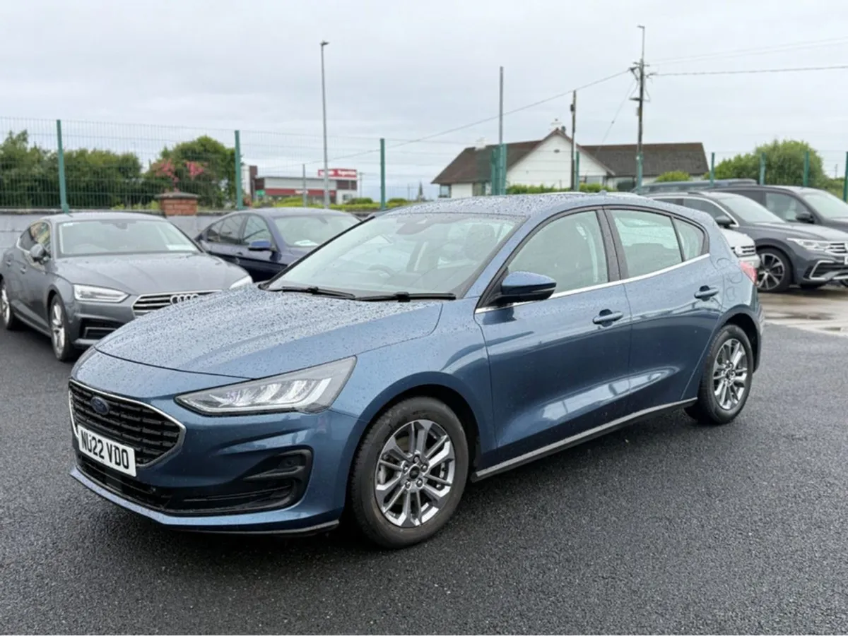 Ford Focus Titanium Ecoblue - Image 2