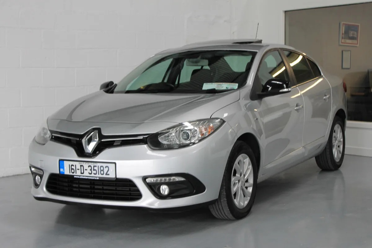 Renault Fluence 2016, Limited, Finance arranged - Image 1