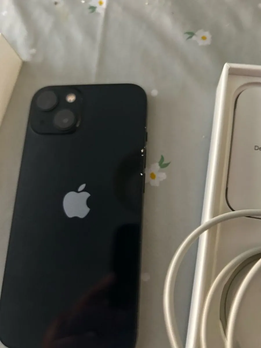 Unlocked Iphone 13 - Image 3