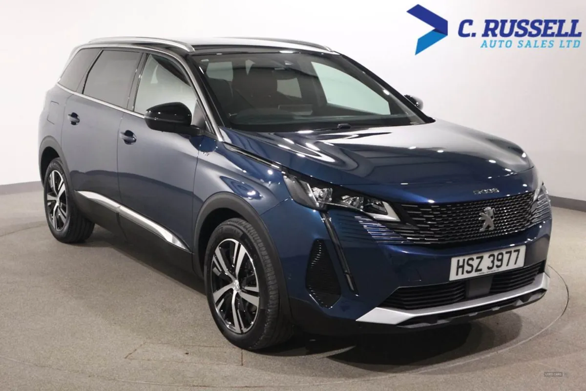 Peugeot 5008 Diesel Estate - Image 3