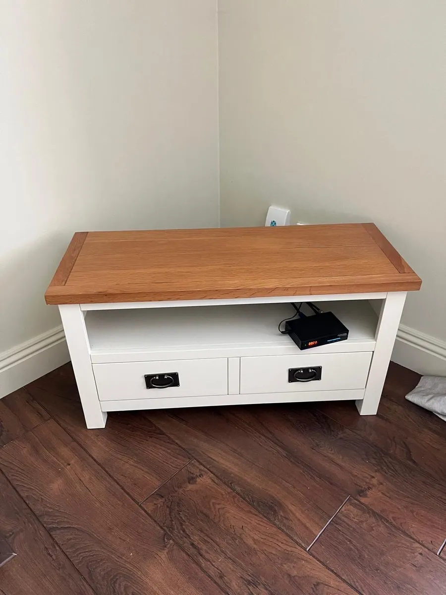 TV Cabinet - Image 1